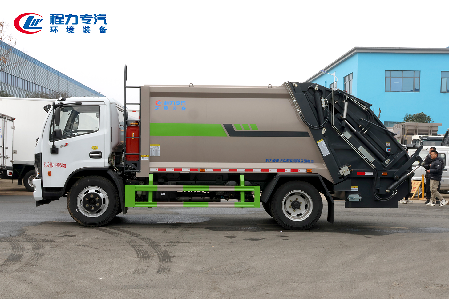 東風福瑞卡F7壓縮垃圾車