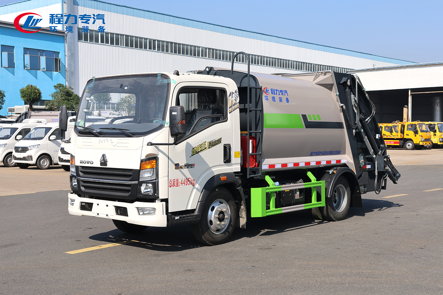 重汽豪沃M2地庫王弧形箱體壓縮垃圾車